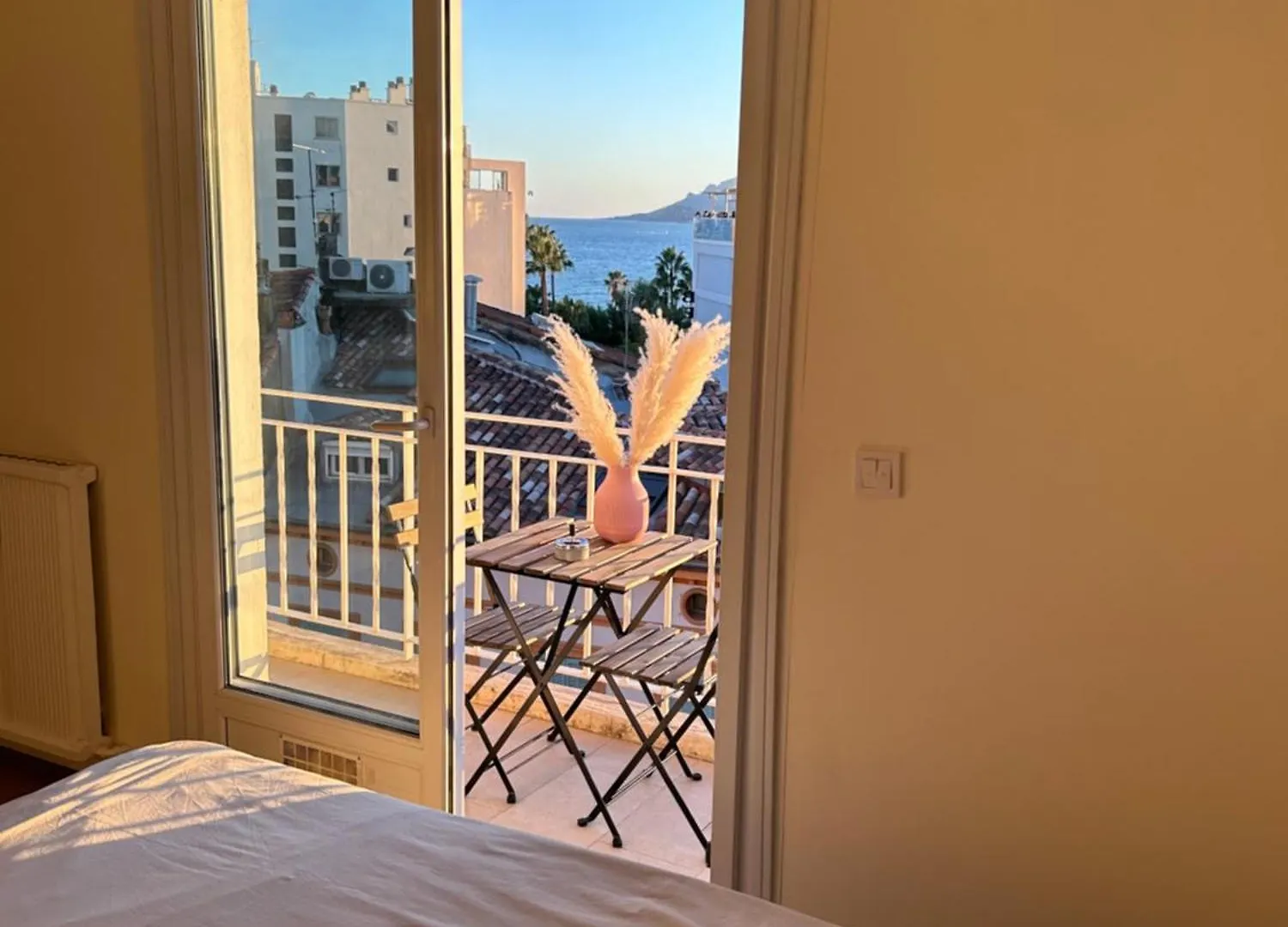 Studio Renove Au Suquet A Cannes location